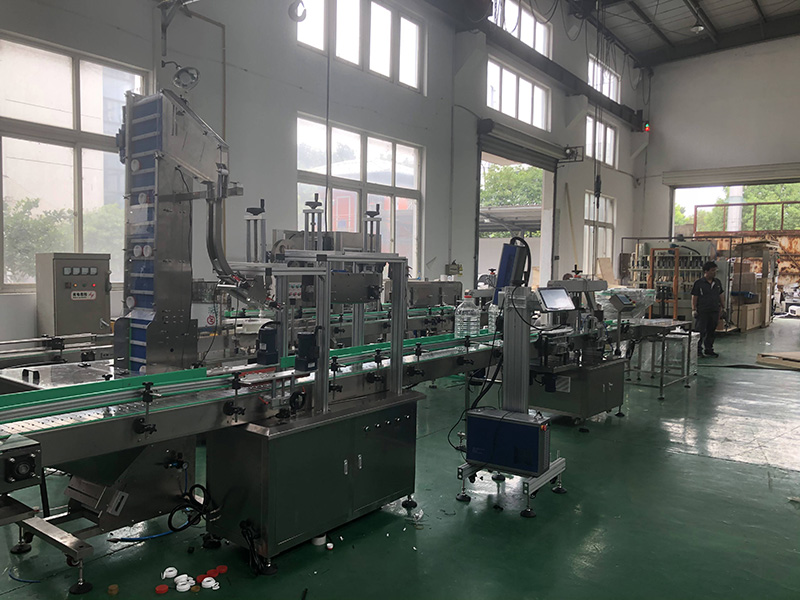 Automatic Press Snap Capping Machine Details